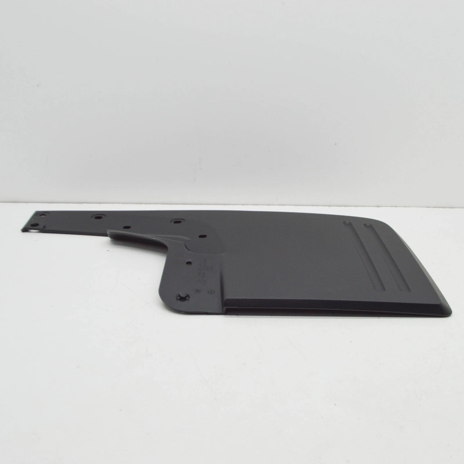 NEW VOLKSWAGEN AMAROK 2H REAR RIGHT MUDGUARD 2H0821812G9B9