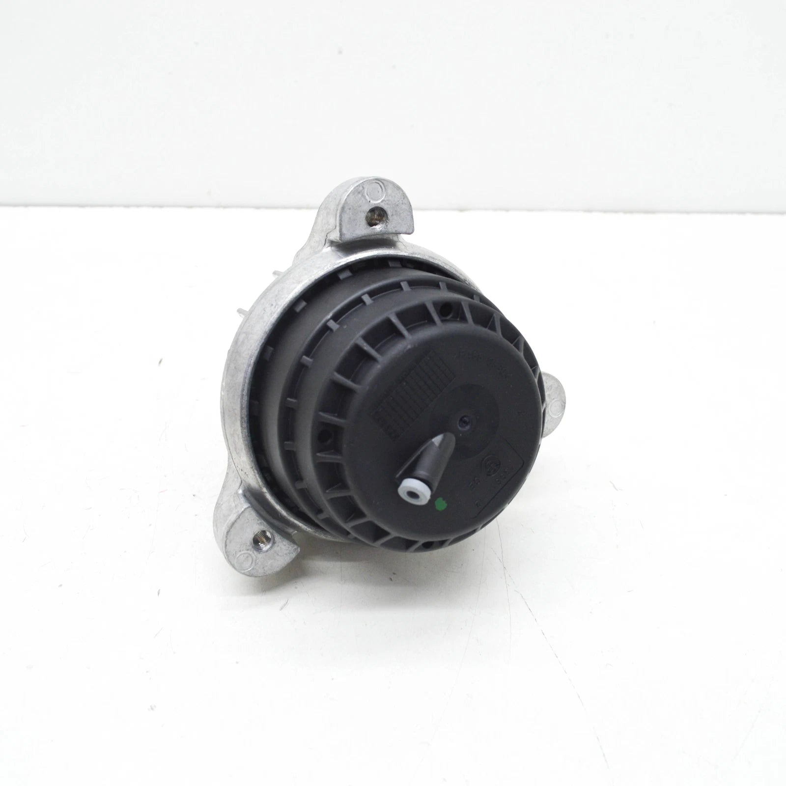 NEW BMW 5 F10 RIGHT ENGINE MOUNT 518D DIESEL 100KW 22117935142 7935142 ORIGINAL