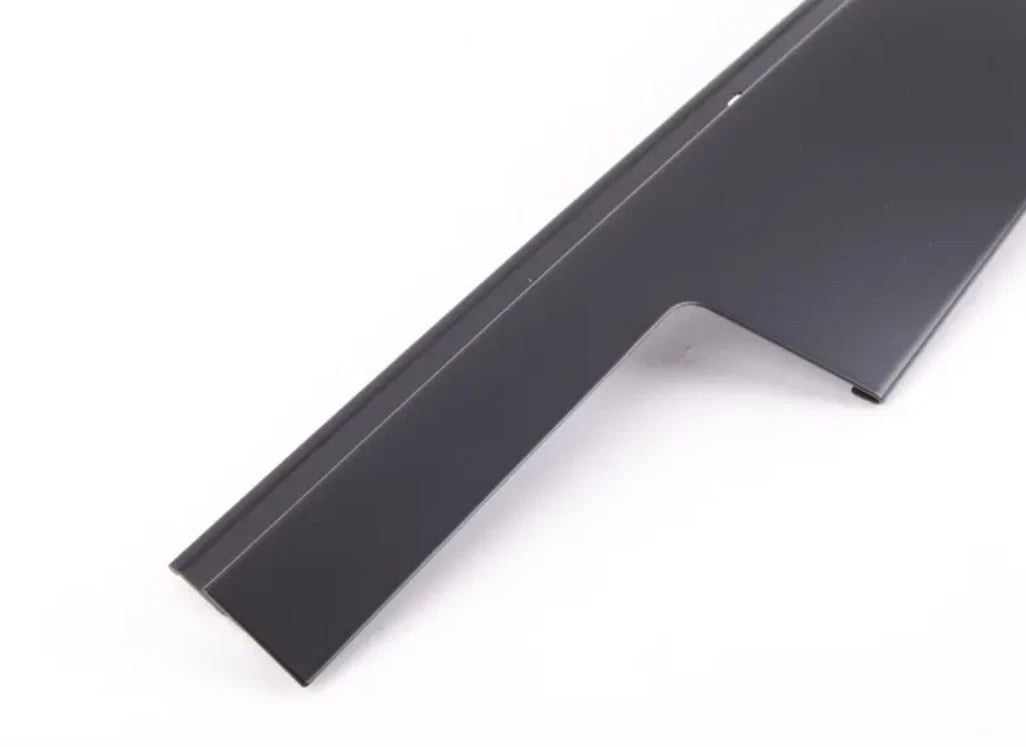 NEW BMW X5 F15, F85 FRONT DOOR B-PILLAR WINDOW TRIM 51337289611 7289611 ORIGINAL