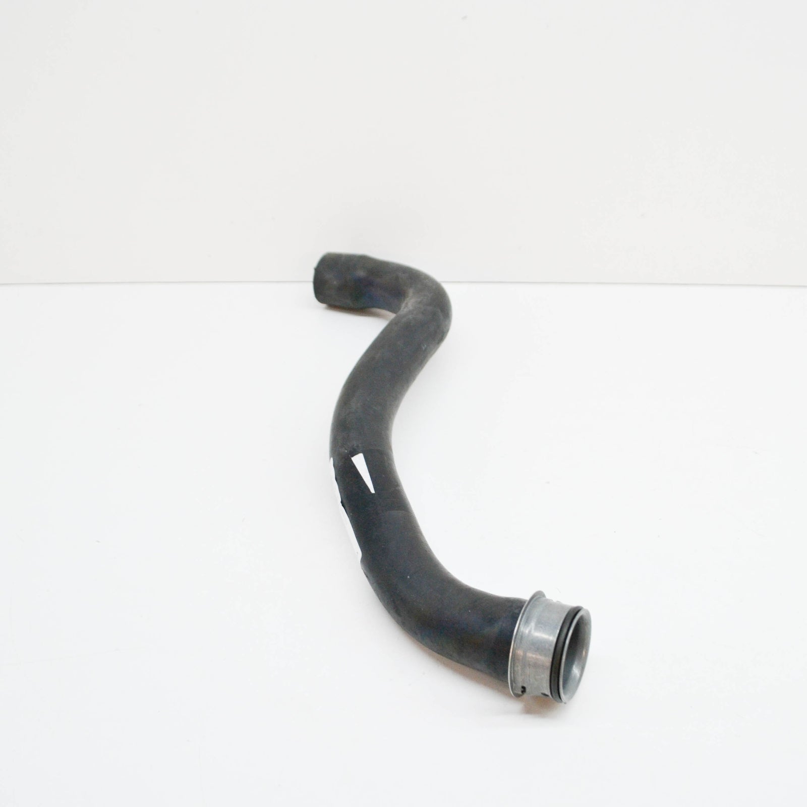 NEW MERCEDES-BENZ C W204 LEFT SIDE RADIATOR HOSE A2045010582 ORIGINAL