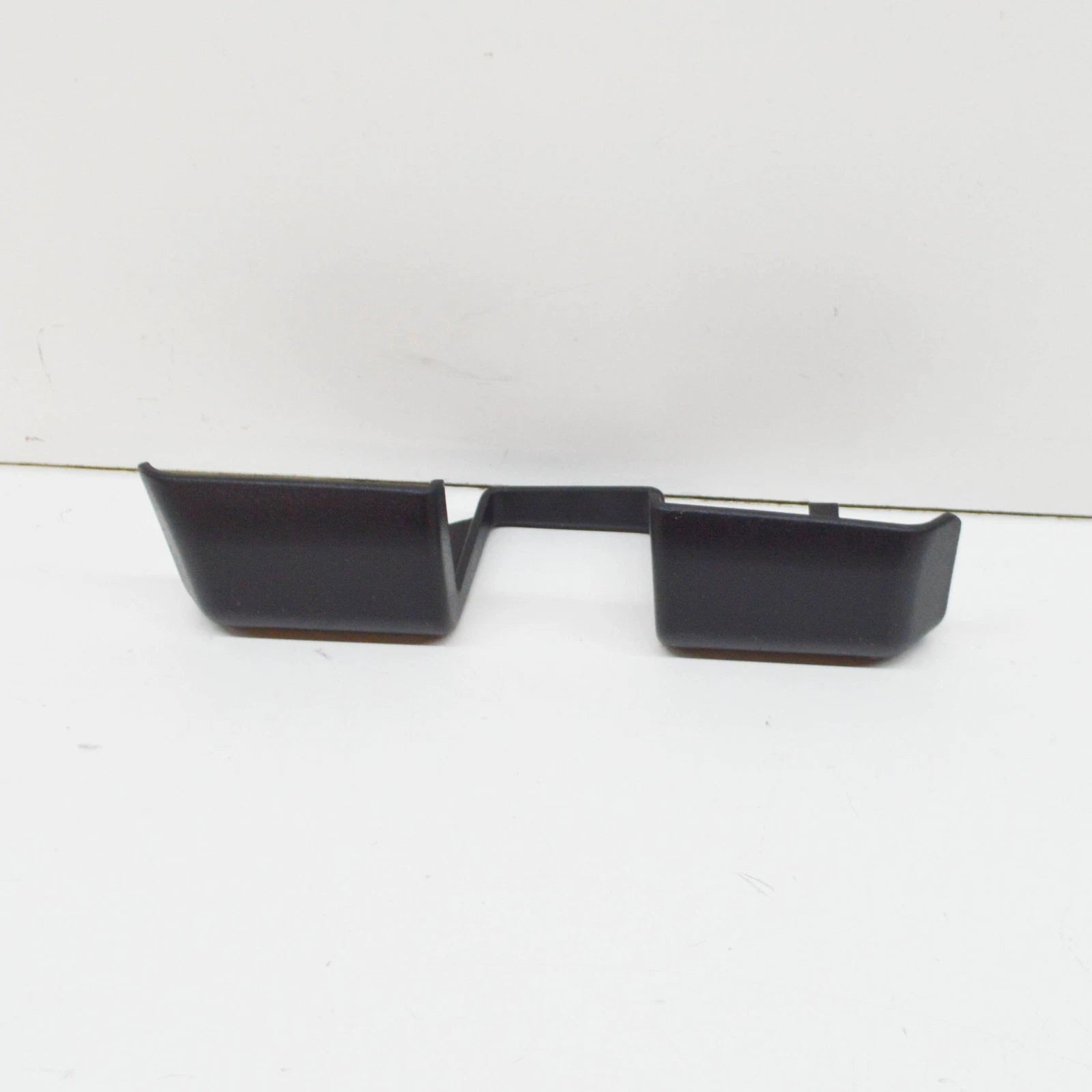 NEW BMW Z3 COUPE E36 LEFT TRUNK HINGE COVER 51718401013 8401013 ORIGINAL