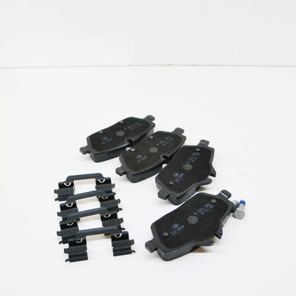 NEW BMW FRONT BRAKE PADS REPAIR KIT E81/E82/E87/E88 1 6774050 34116774050