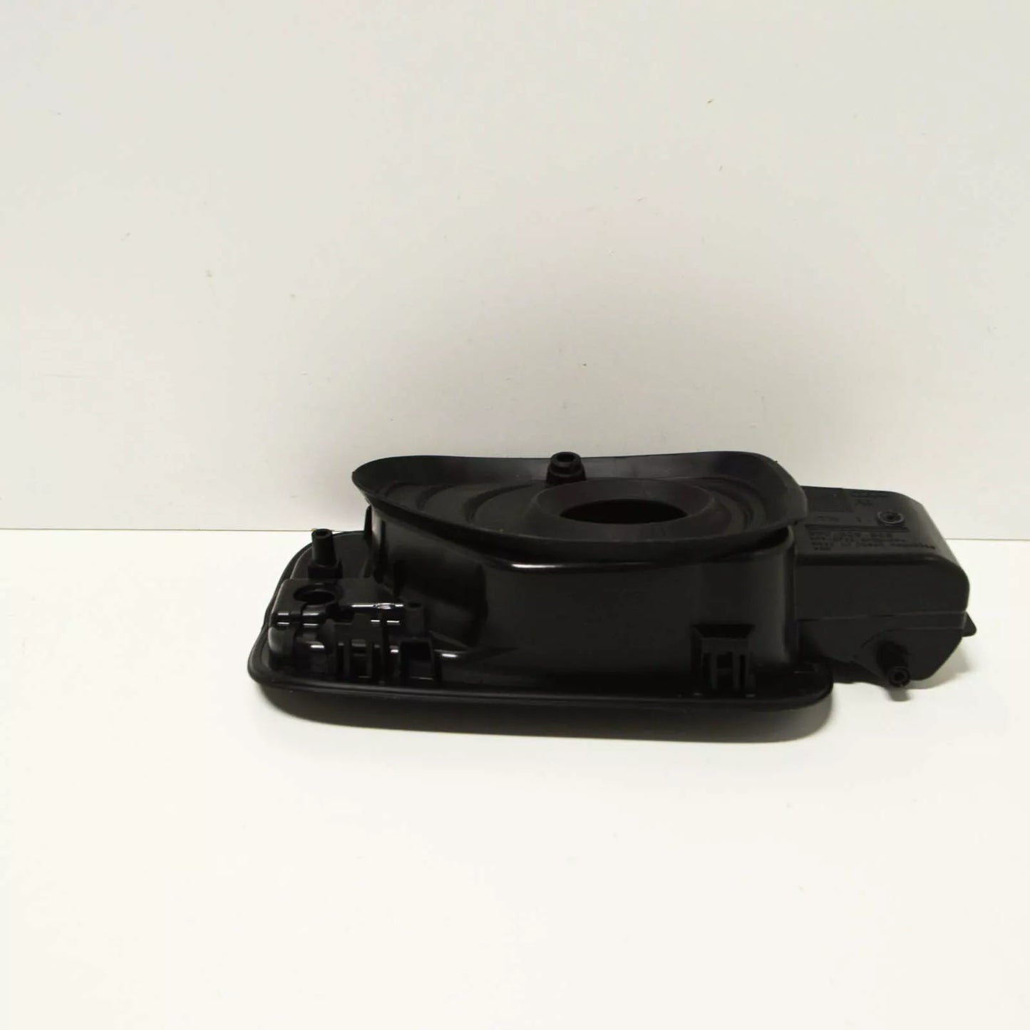 NEW AUDI A4 B9 FUEL FILTER POCKET HOUSING 8W0809906