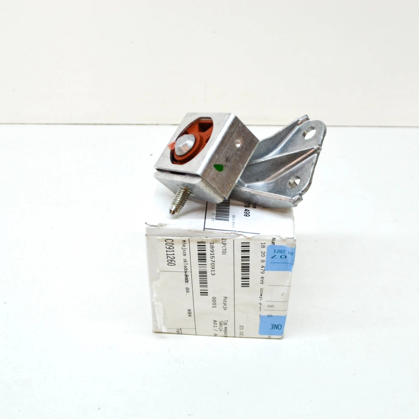 NEW BMW 3 G20 REAR EXHAUST TRANSMISSION BRACKET 18208479499 ORIGINAL