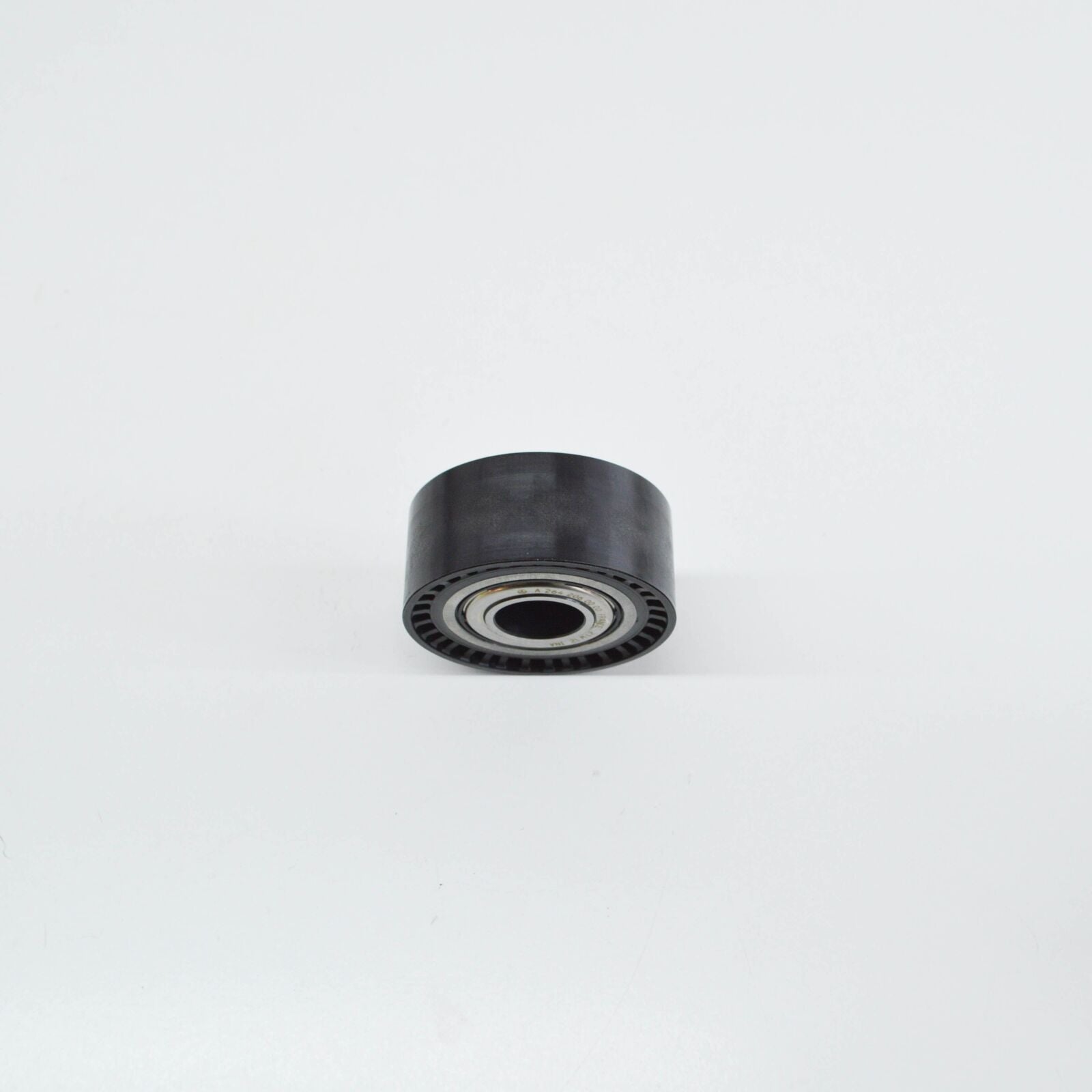 NEW MERCEDES-BENZ CLS C257 DRIVE BELT GUIDE PULLEY A2642060000 ORIGINAL