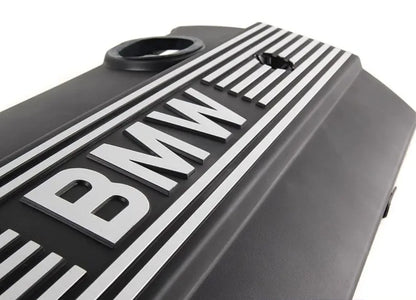 NEW BMW X3 E83 ENGINE COVER 11127526445 7526445 ORIGINAL