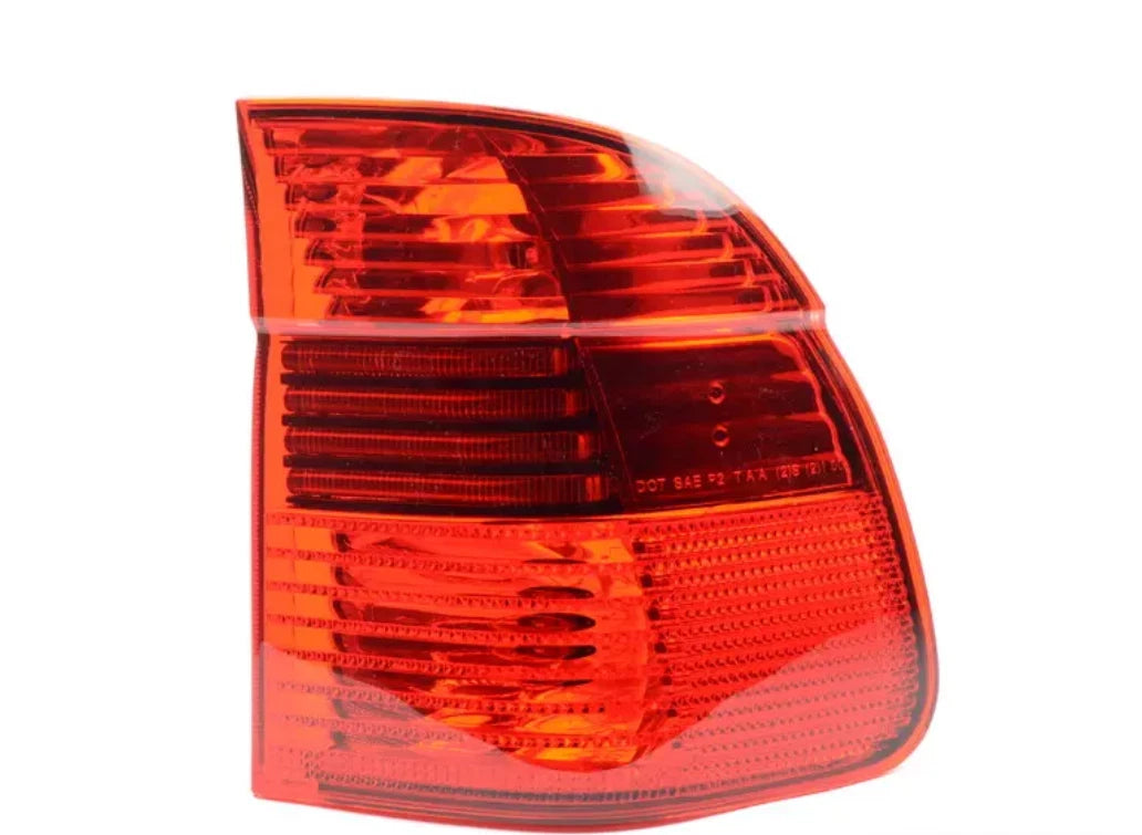 NEW BMW 5 E39 REAR RIGHT TAILLIGHT 63216900216 6900216 ORIGINAL