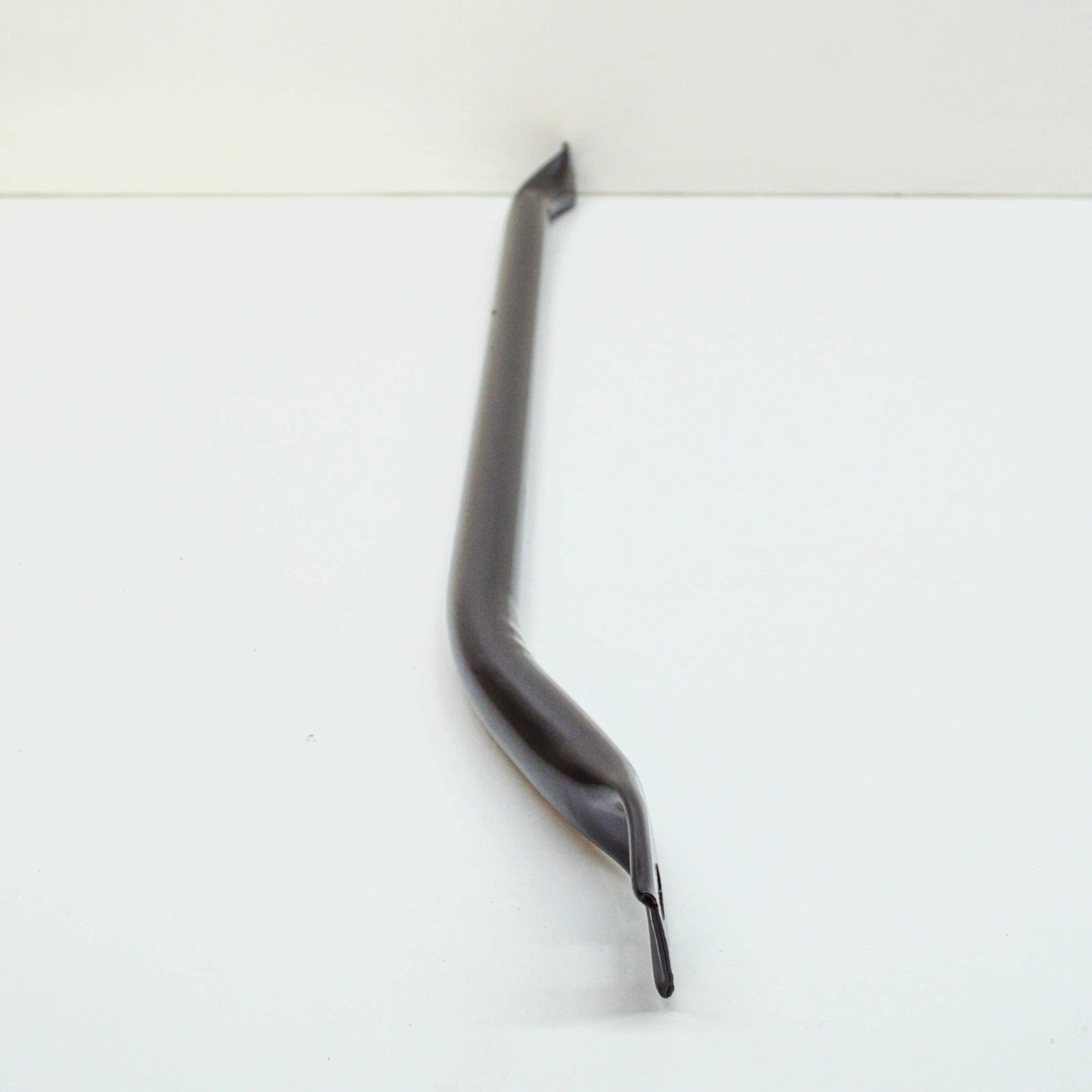 NEW VOLKSWAGEN AMAROK FRONT LOCK CARRIER SUPPORT 2H0805569A ORIGINAL