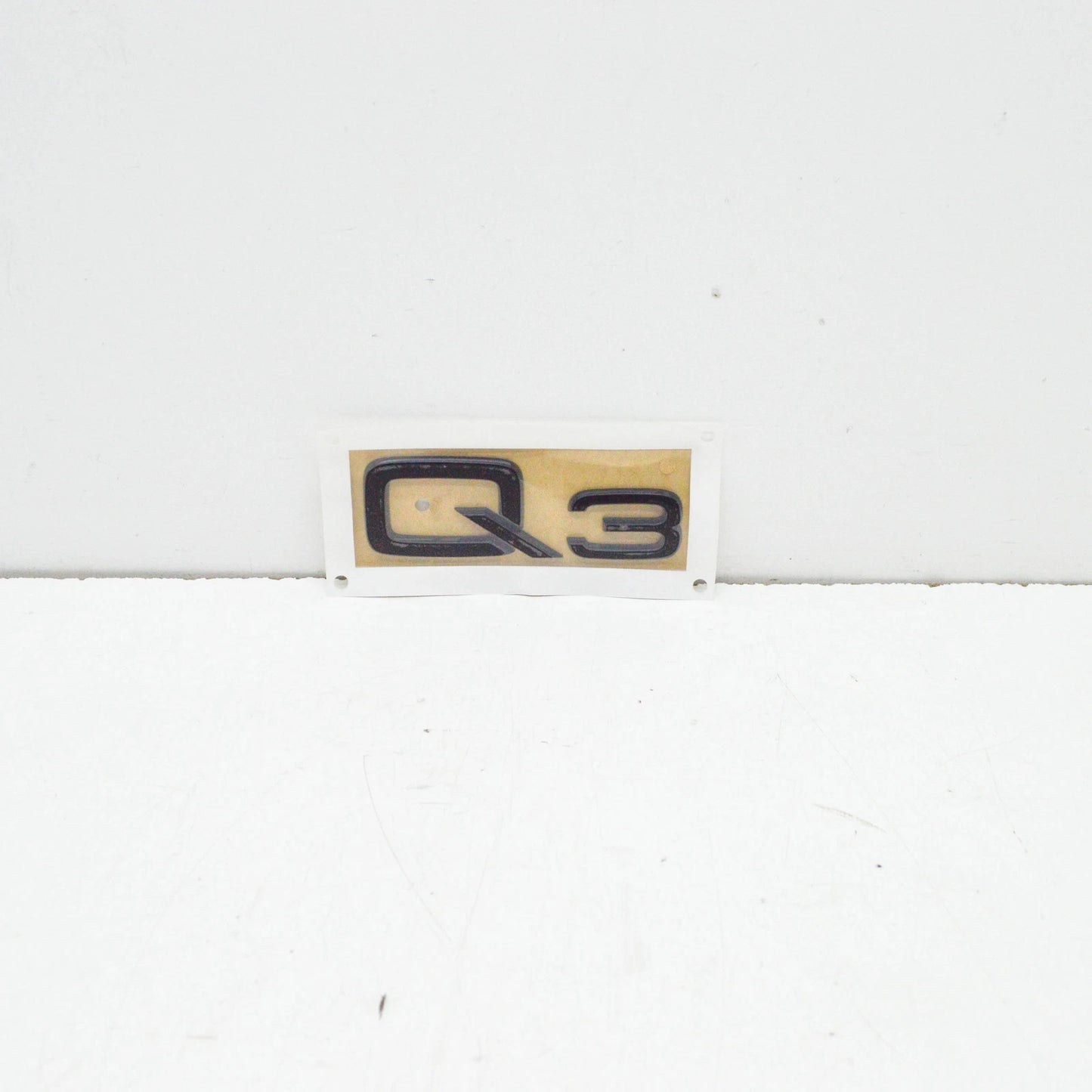 NEW AUDI Q3 8U REAR EMBLEM BADGE 8U0853741AT94