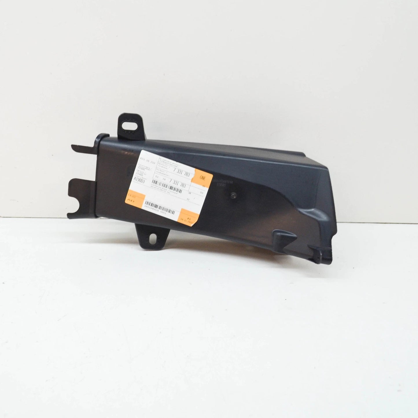 NEW BMW 5 F10 FRONT LEFT BRAKE AIR DUCT 7331783 51747331783 2015 ORIGINAL