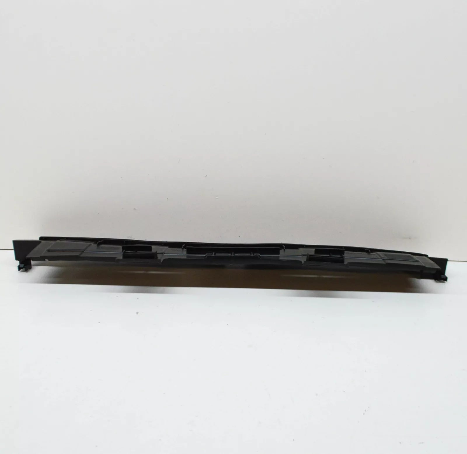 NEW MERCEDES-BENZ A W177 RADIATOR LOWER AIR DUCT SEGMENT A1775050200 ORIGINAL