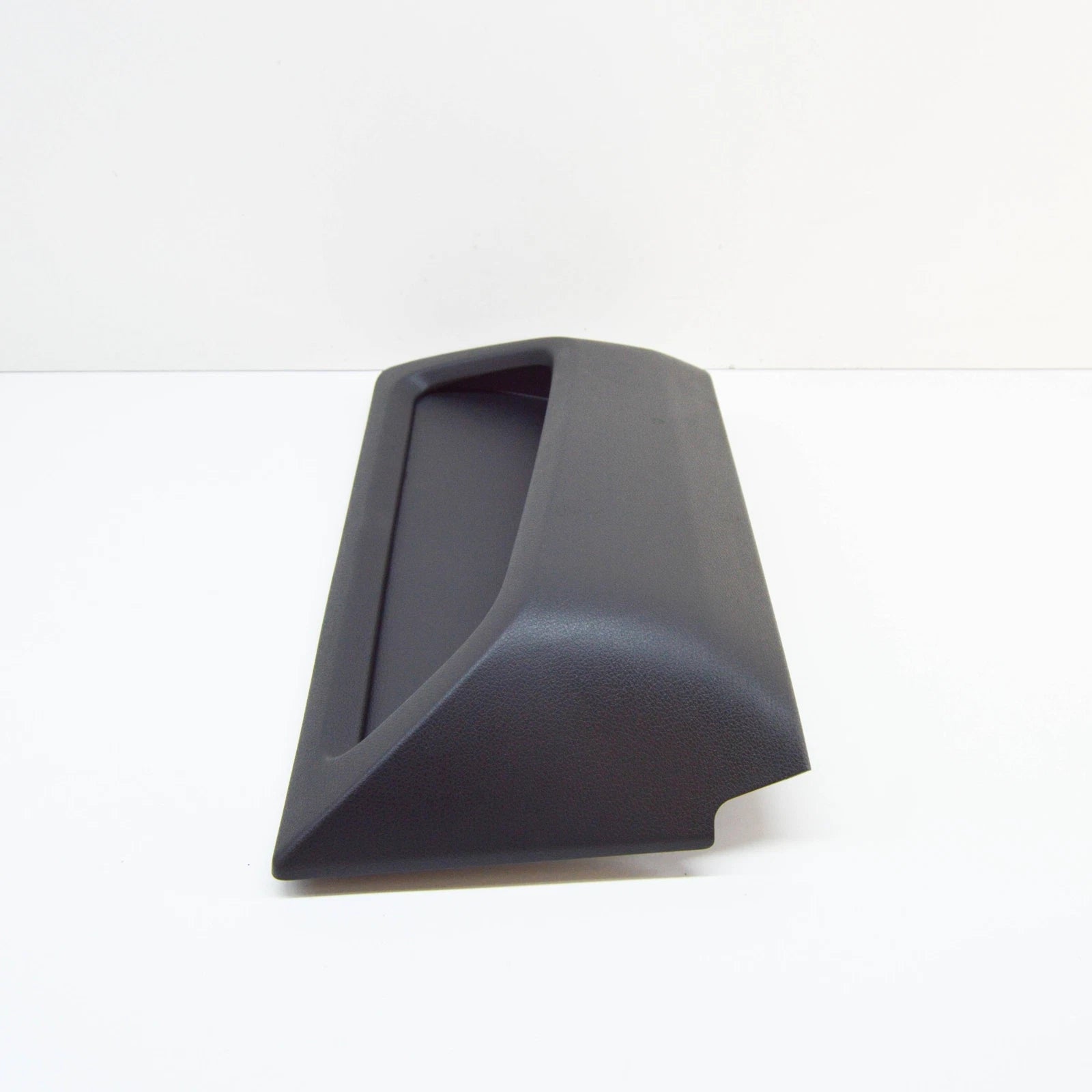 NEW MB VITO W447 FRONT RIGHT SEAT BASE OUTER TRIM A44791071029051 ORIGINAL