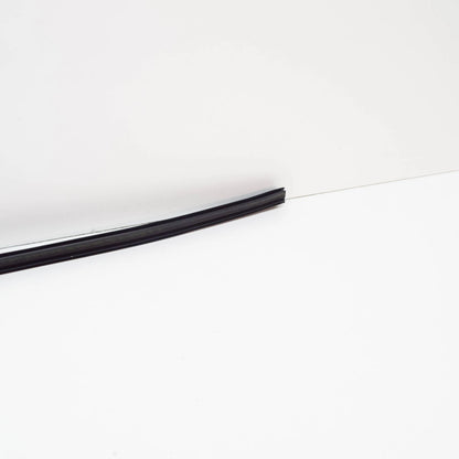 NEW MERCEDES S202 W202 SEDAN WINDOW SEALING RAIL OUTSIDE A2027250065 ORIGINAL