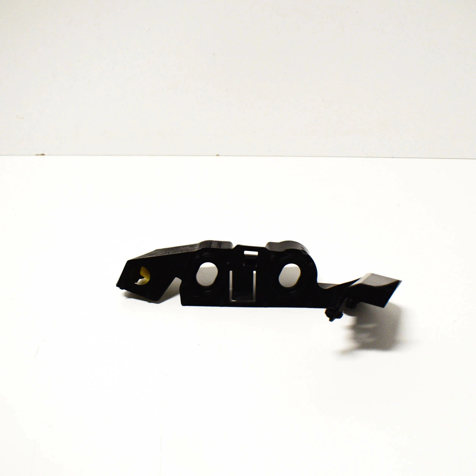 NEW AUDI A5 8W6 FRONT RIGHT UPPER BUMPER GUIDE 8W6807284 ORIGINAL