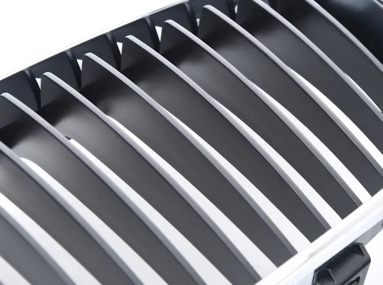 NEW BMW 1 E81 FRONT BUMPER LEFT GRILLE WITH CHROME FRAME 51137166439 ORIGINAL