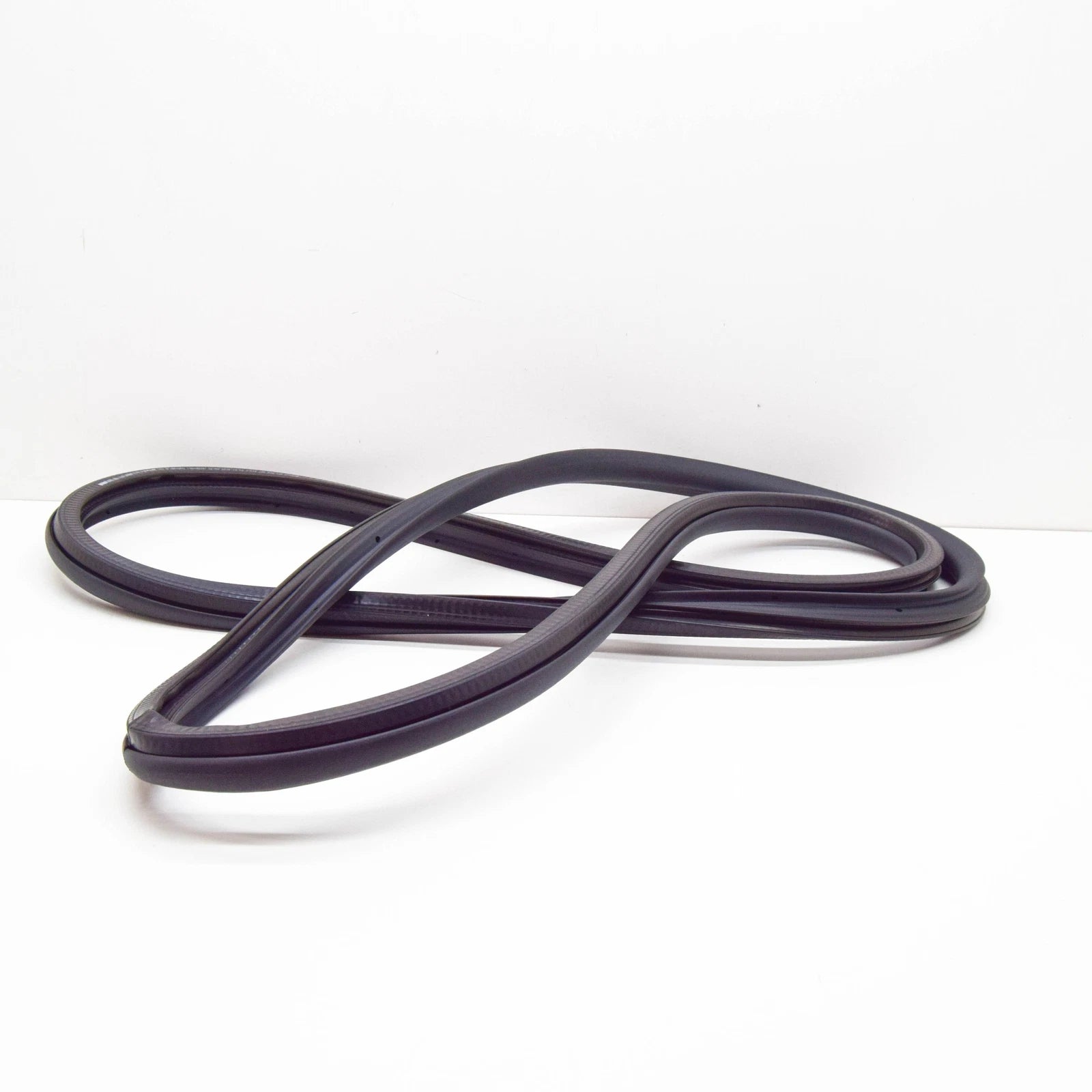 NEW VOLKSWAGEN GOLF 5K MK6 REAR DOOR INNER RUBBER SEAL 5K6867913C9B9 ORIGINAL