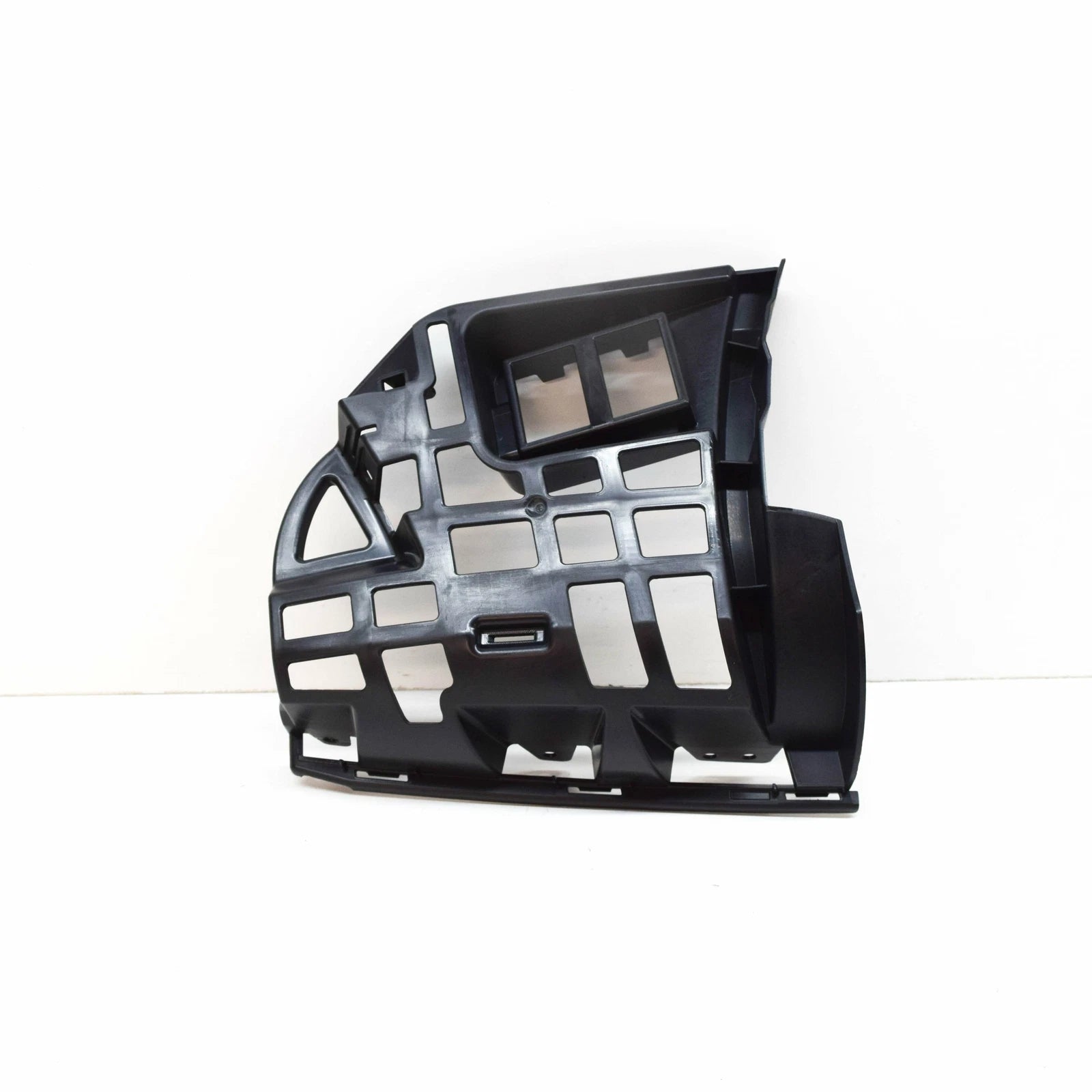 NEW MERCEDES-BENZ CLA COUPE C117 REAR RIGHT BUMPER BRACKET A1178850514