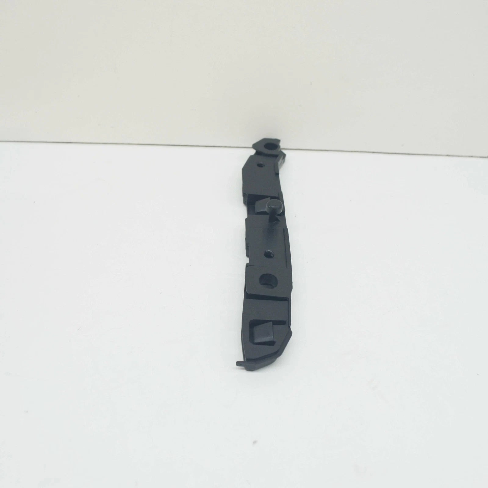 NEW MB E C238 FRONT BUMPER RIGHT WHEEL ARCH MOUNTING RAIL A2388856400 ORIGINAL