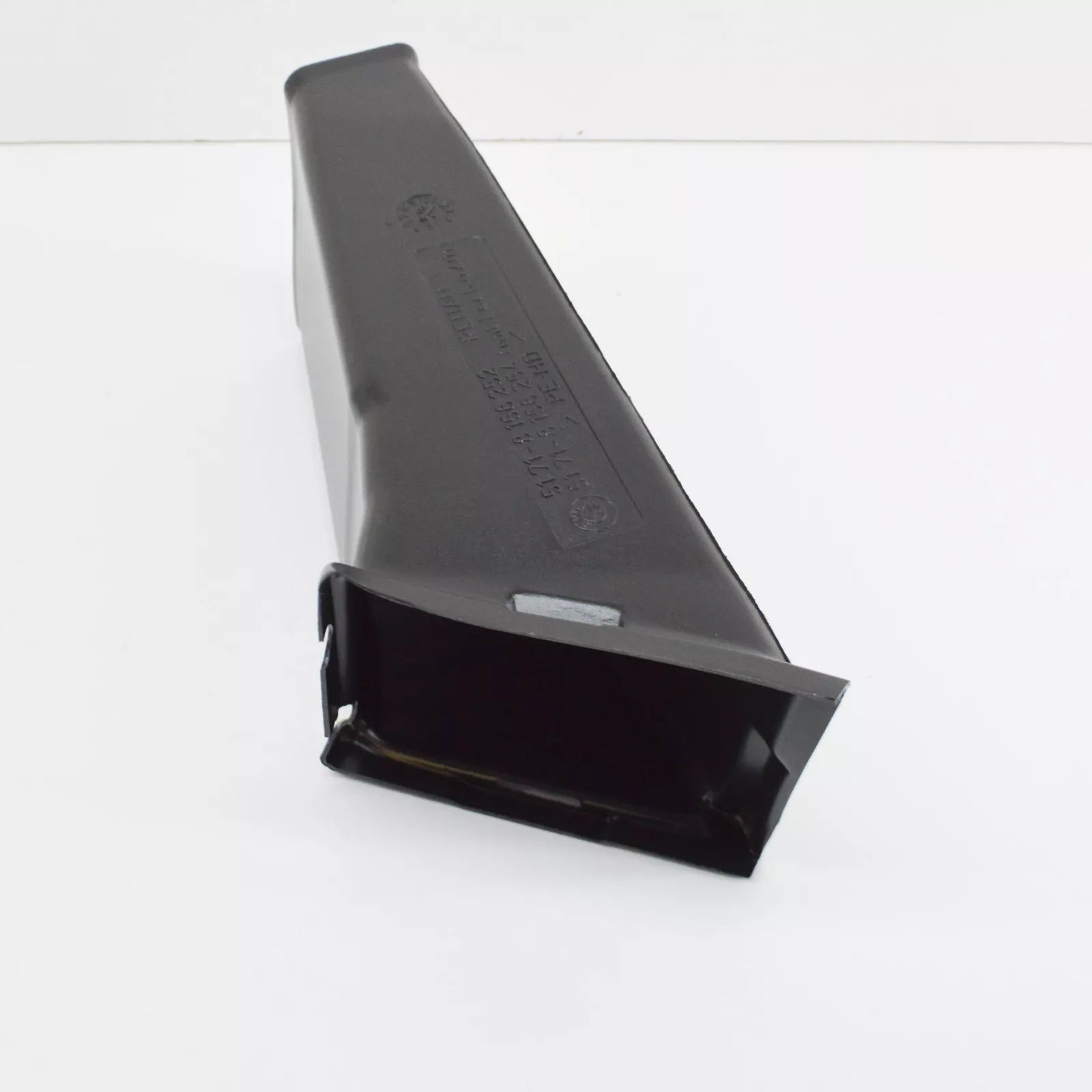 NEW BMW 3 E36 FRONT RIGHT AIR DUCT 51718156252 8156252 ORIGINAL