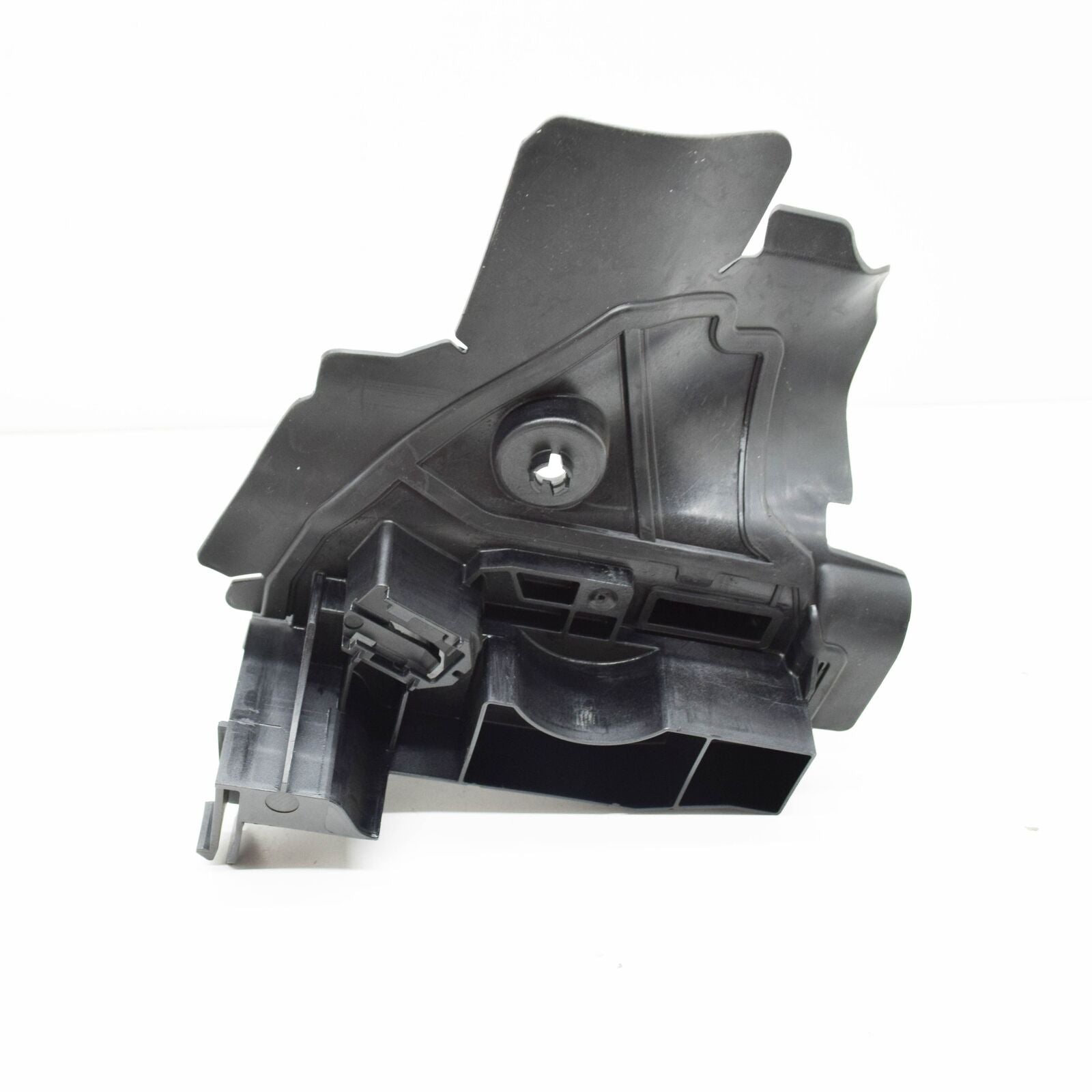 NEW MERCEDES-BENZ S-CLASS W222 RADIATOR RIGHT BOTTOM AIR DUCT A2225053630