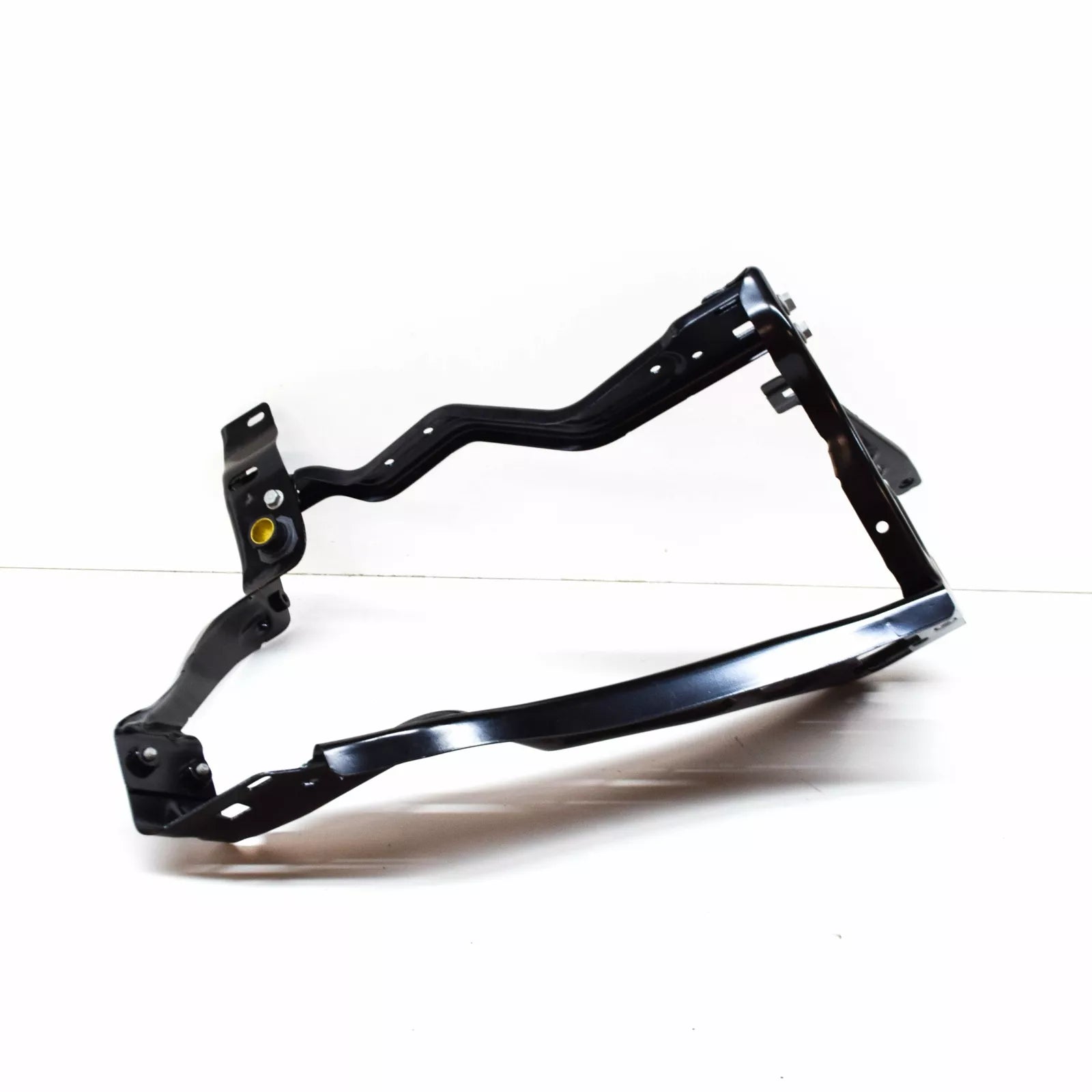 NEW MERCEDES BENZ E C207 RIGHT HEADLIGHT MOUNTING FRAME A2076202000