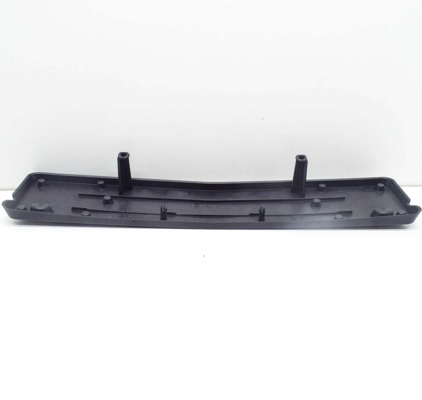 NEW MB CLS C257 FRONT BUMPER LICENSE PLATE NUMBER HOLDER A2578804901 ORIGINAL