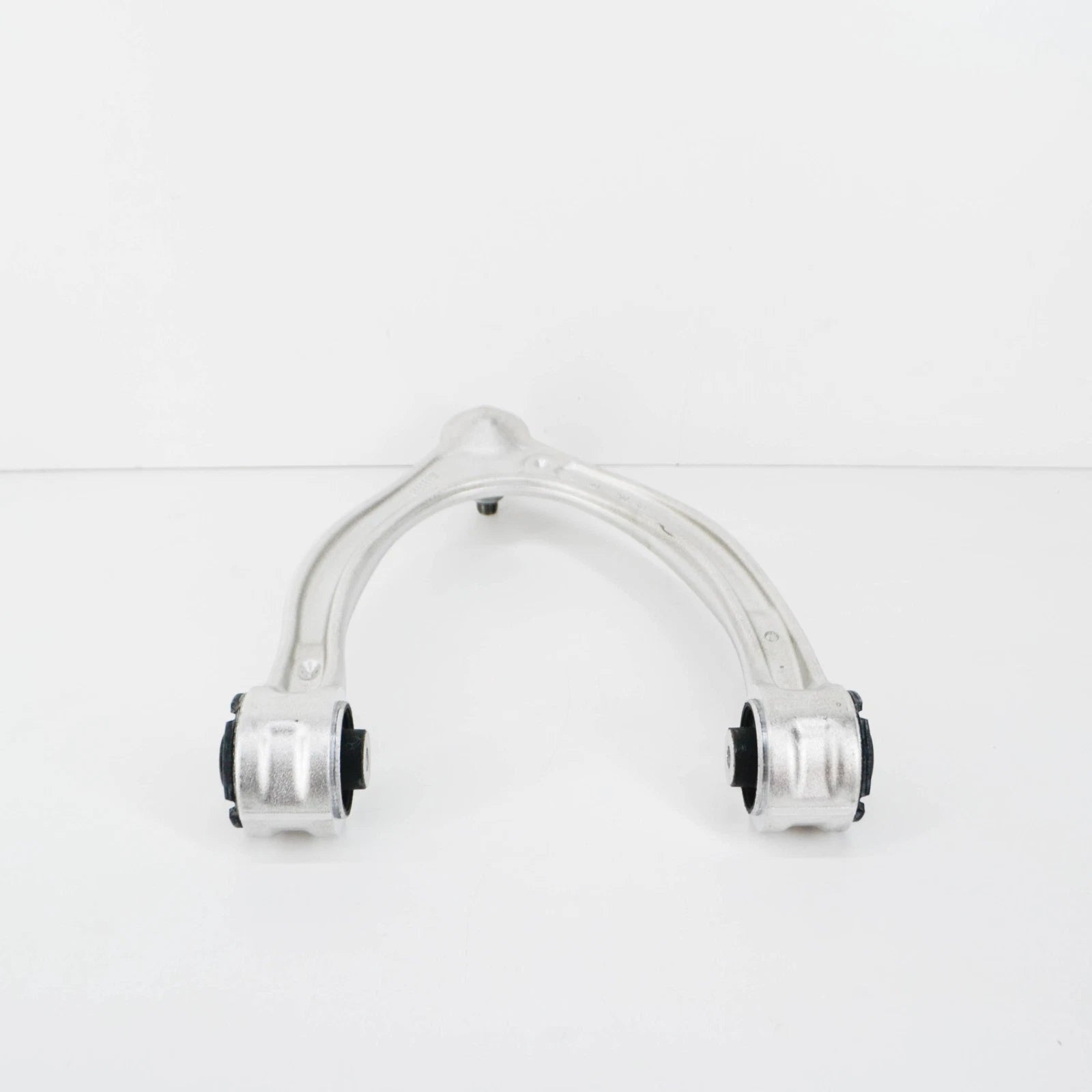 NEW MERCEDES-BENZ C-CLASS W205 FRONT LEFT UPPER CONTROL ARM A2053305501