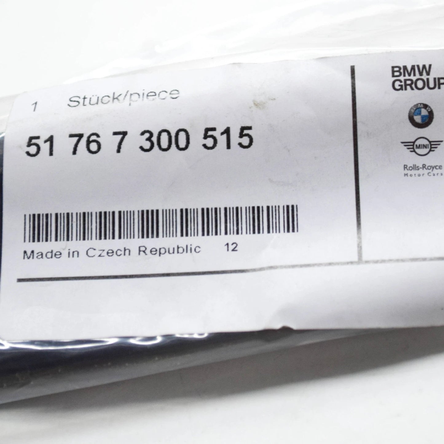 NEW BMW 2 F45 FRONT ENGINE HOOD SEALING 51767300515 7300515 ORIGINAL