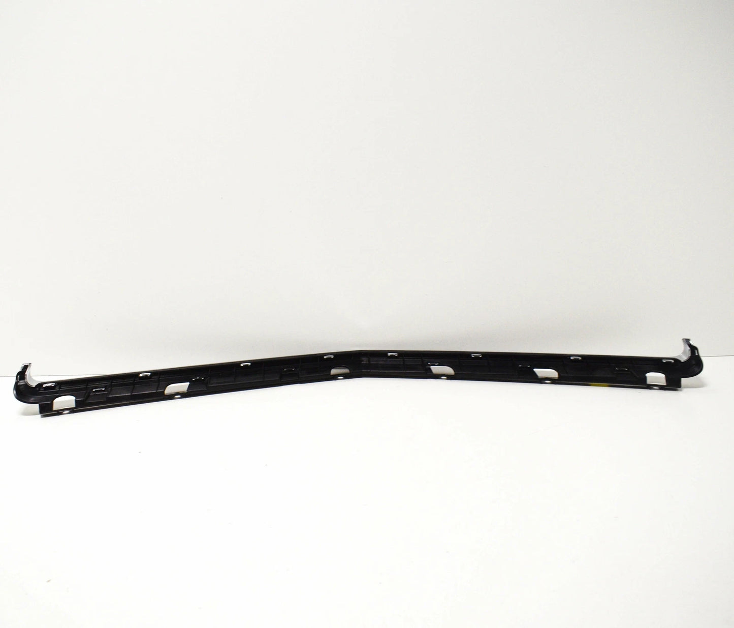 NEW MERCEDES-BENZ C W204 AMG FRONT BUMPER GRILLE UPPER TRIM A2048800983