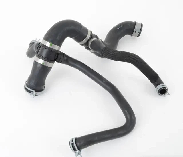 NEW MERCEDES-BENZ ML W164 RADIATOR BOTTOM COOLANT HOSE A1645014182 ORIGINAL