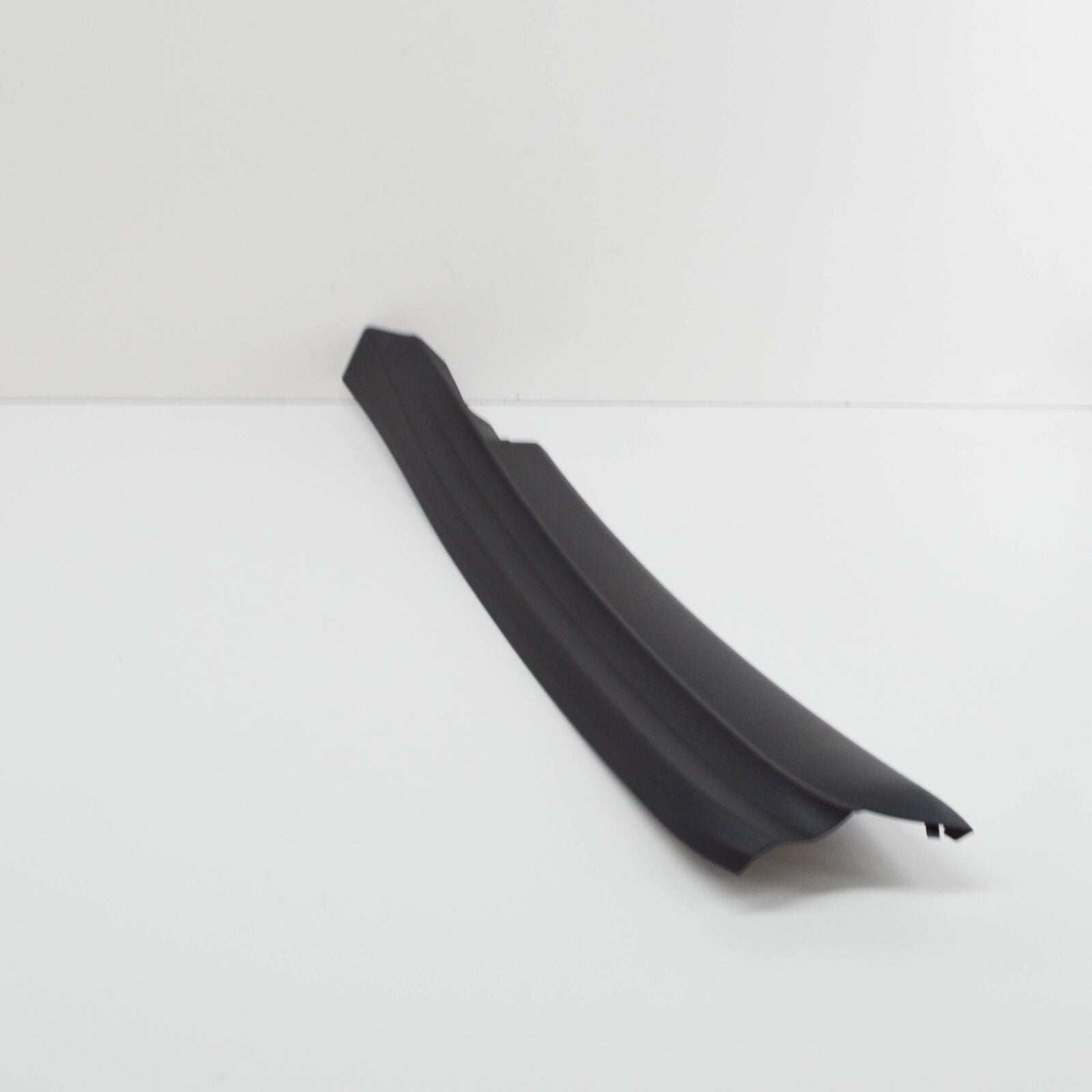 new bmw x7 g07 rear left door inner b-pillar trim 7482513 51357482513 original