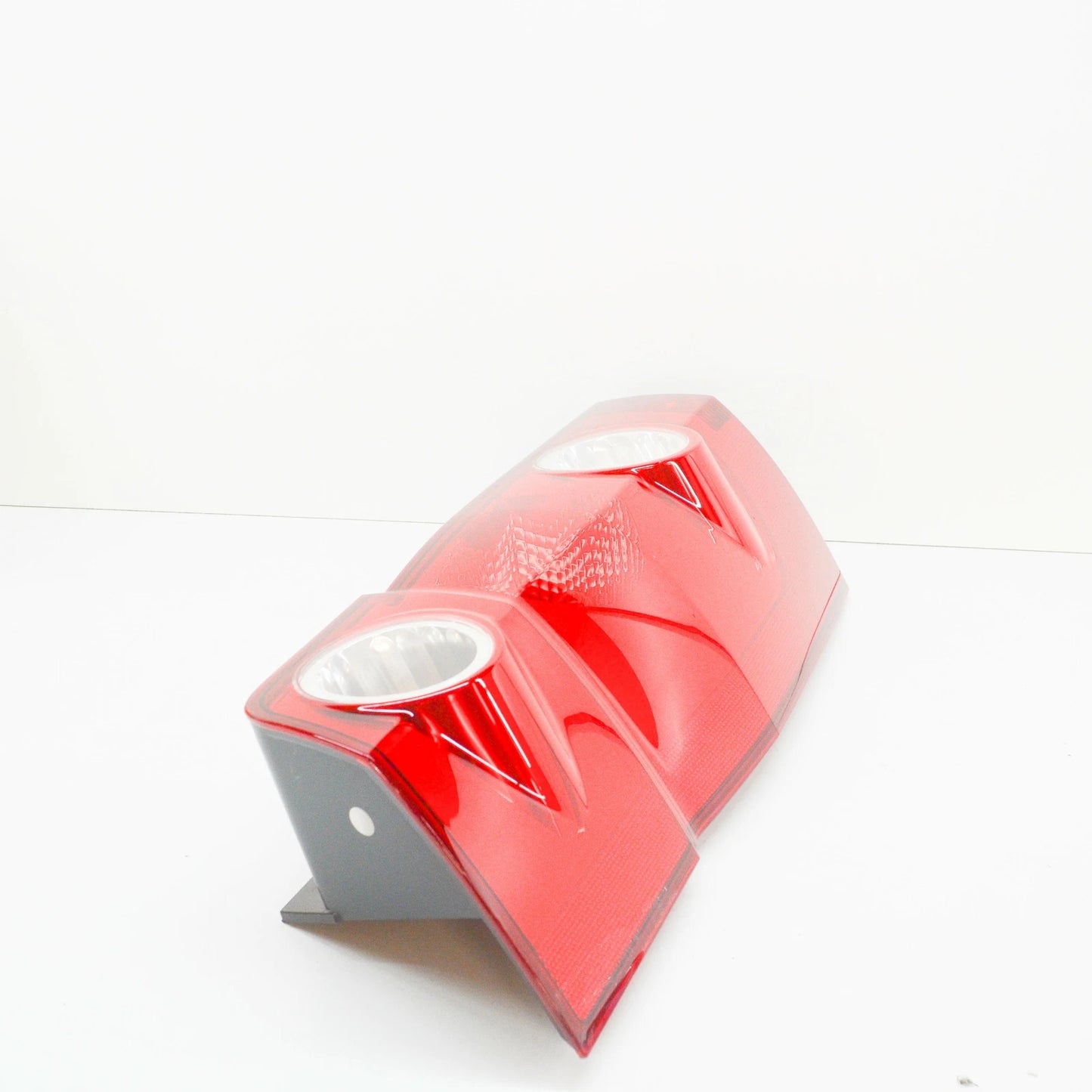 NEW VW CRAFTER 2F MK1 REAR LEFT TAILLIGHT 2E0945095