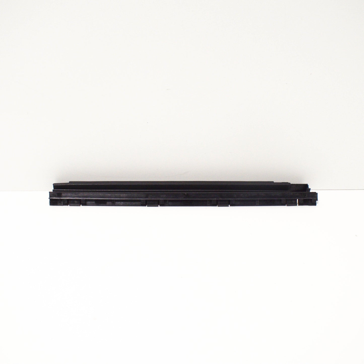 NEW MERCEDES BENZ E W211 INTERIOR ROOF LEFT SIDE COVER A2157801540 ORIGINAL