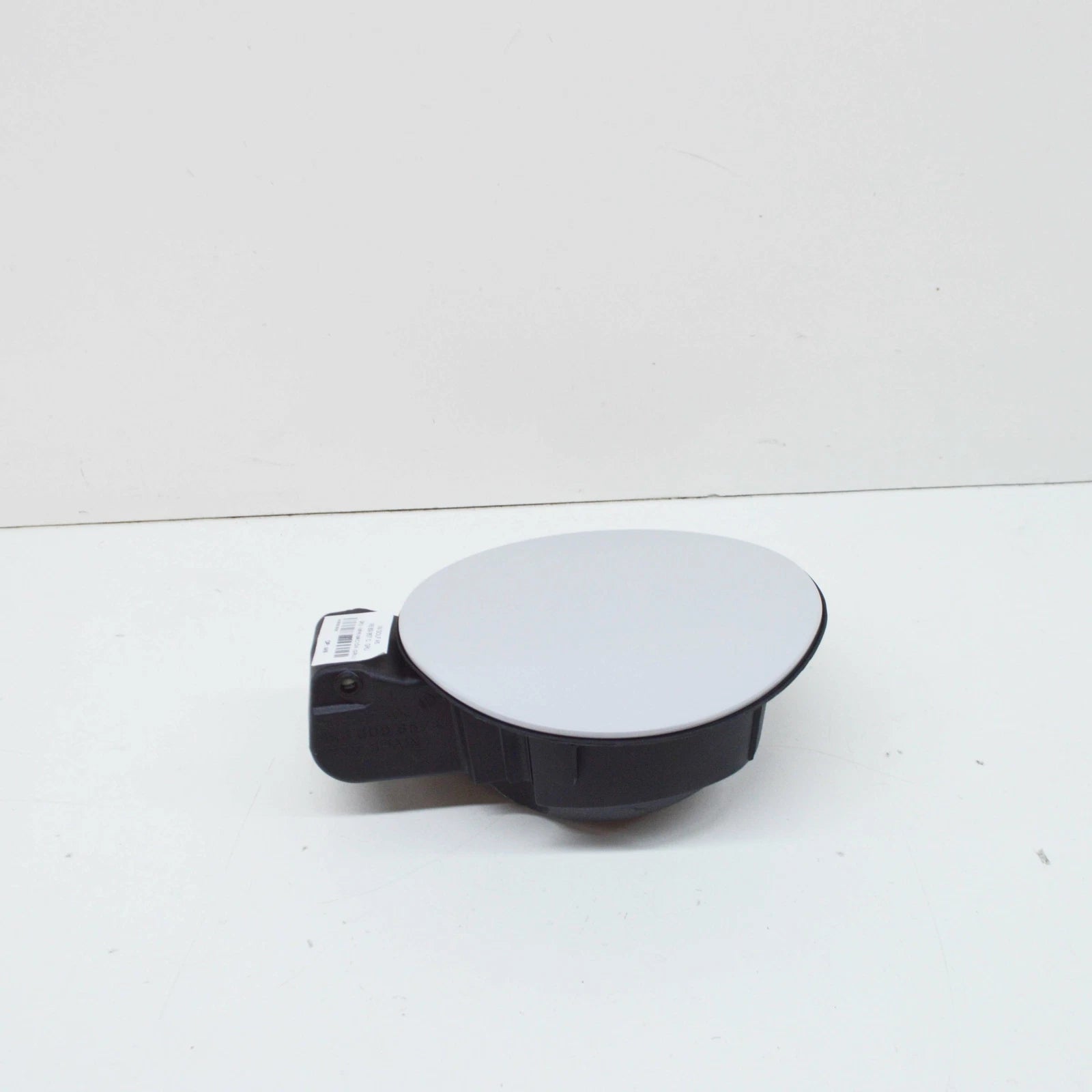 NEW VOLKSWAGEN GOLF MK5 FUEL FILLER DOOR FLAP 1K6809857CGRU