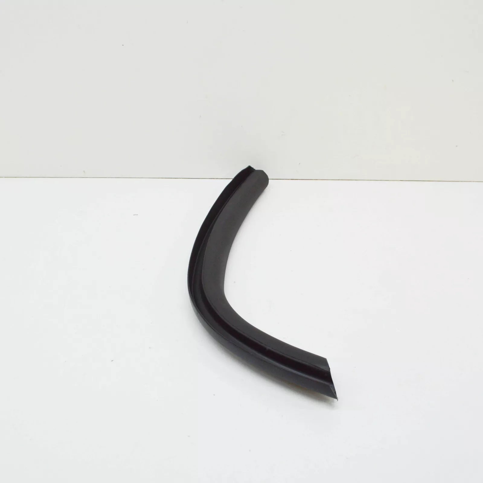 NEW BMW Z3 COUPE E36 REAR LEFT WINDOW GUIDE 54318397661 8397661 ORIGINAL