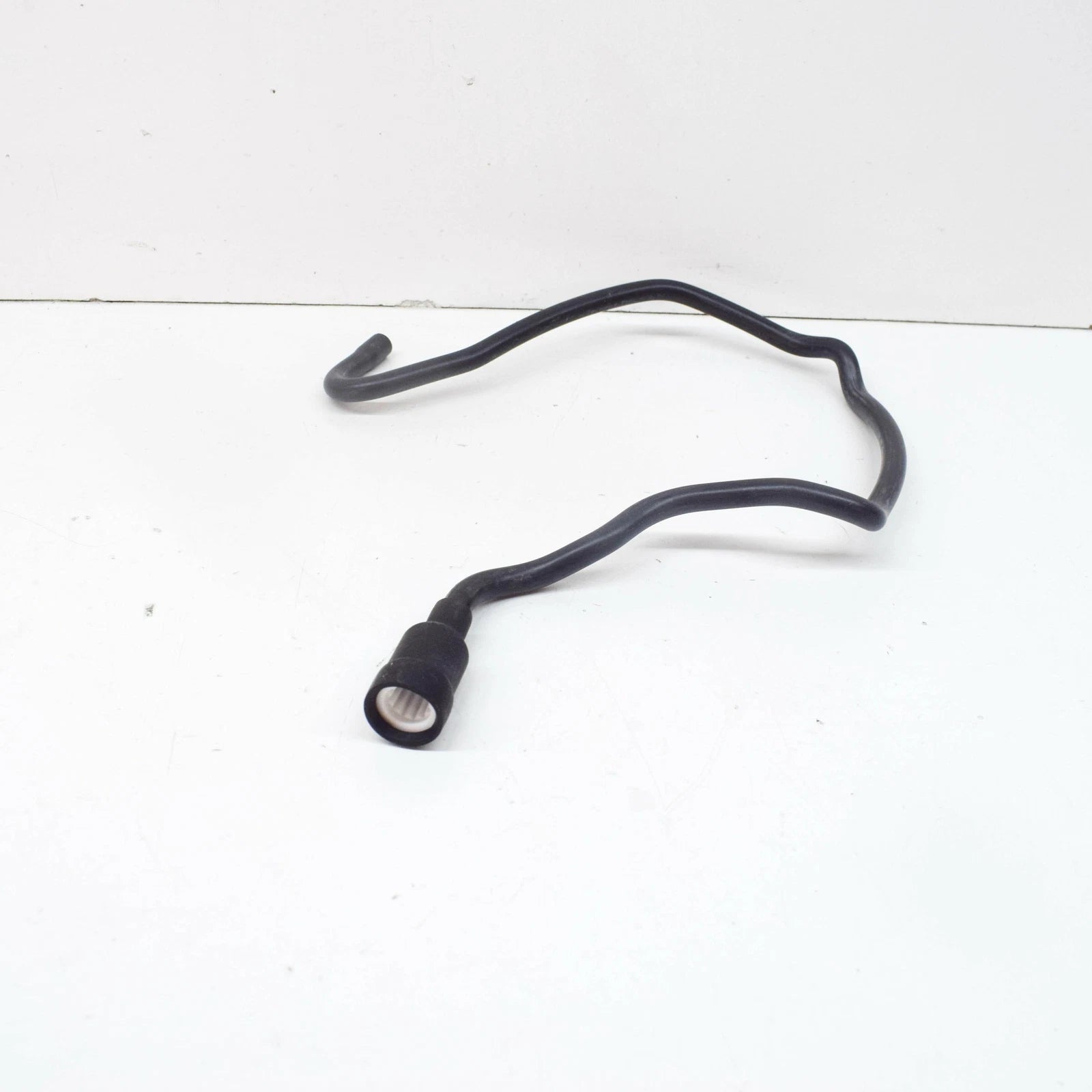 NEW AUDI Q8 FRONT LEFT HEADLIGHT VENTING TUBE PIPE 4M8941718 ORIGINAL