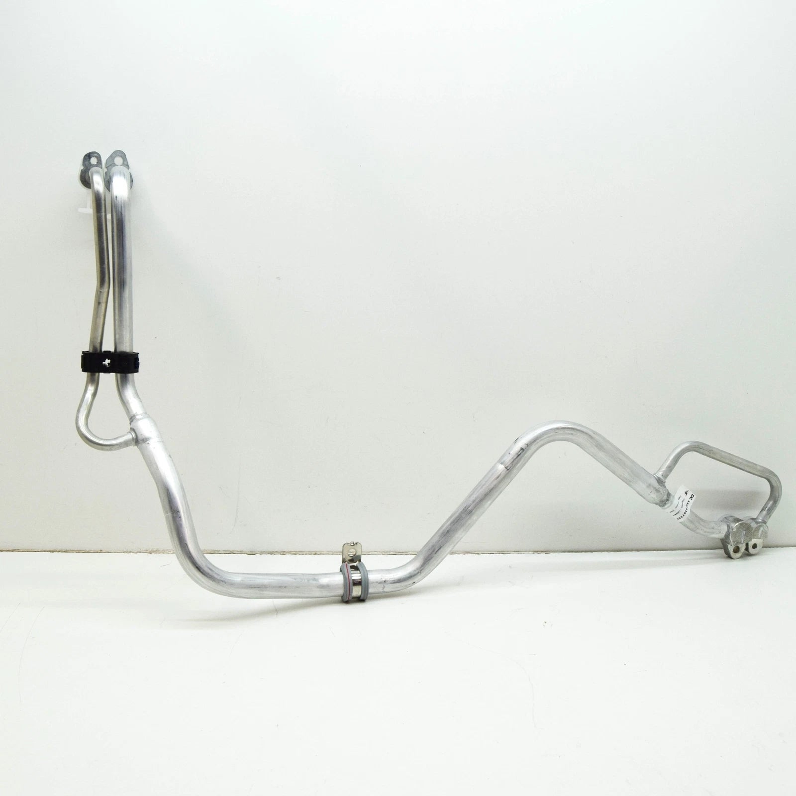 NEW MERCEDES-BENZ SPRINTER W907 REFRIGERANT LINE A9078307200 ORIGINAL