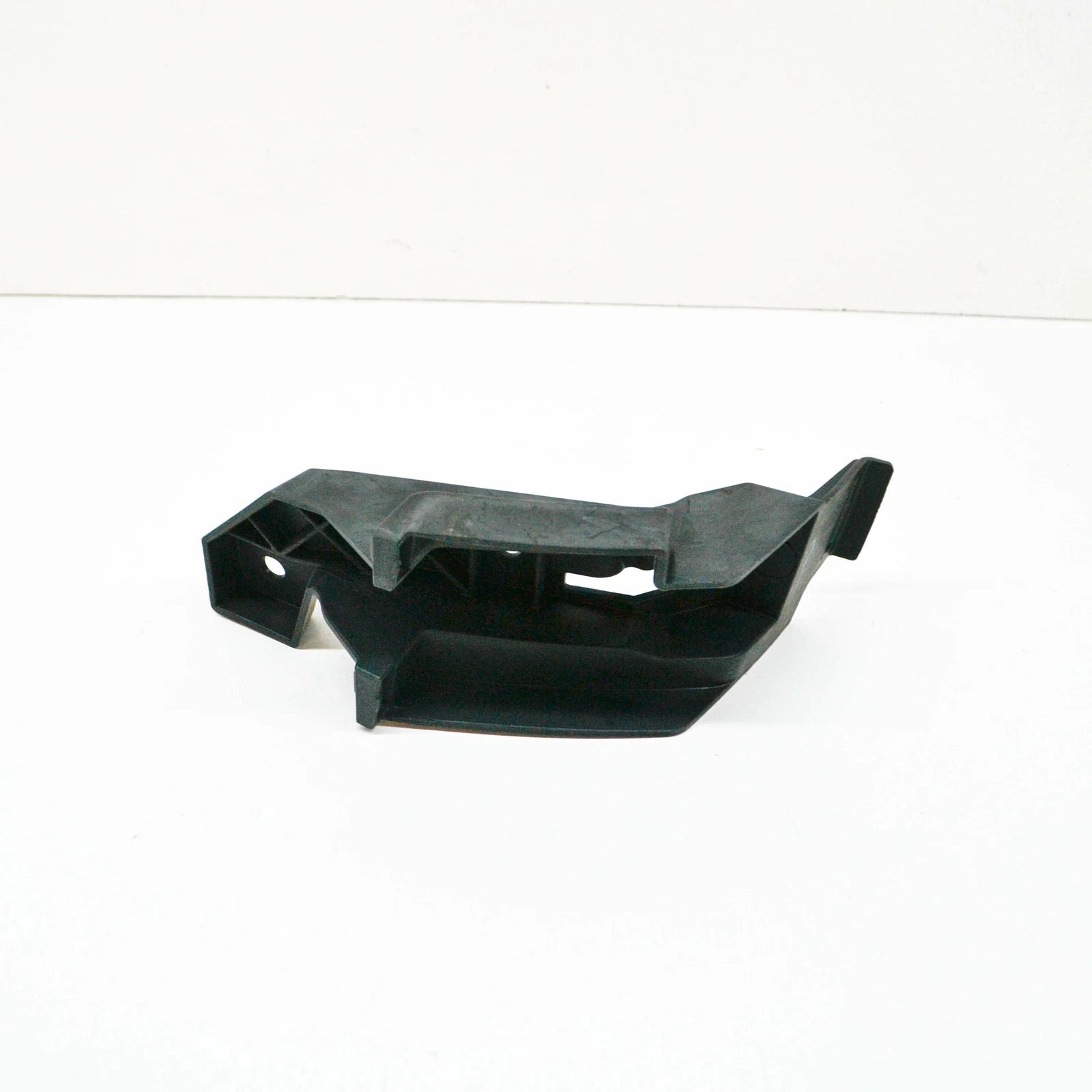 NEW MERCEDES-BENZ C W204 REAR RIGHT BUMPER SUPPORT BRACKET A2048854914 ORIGINAL