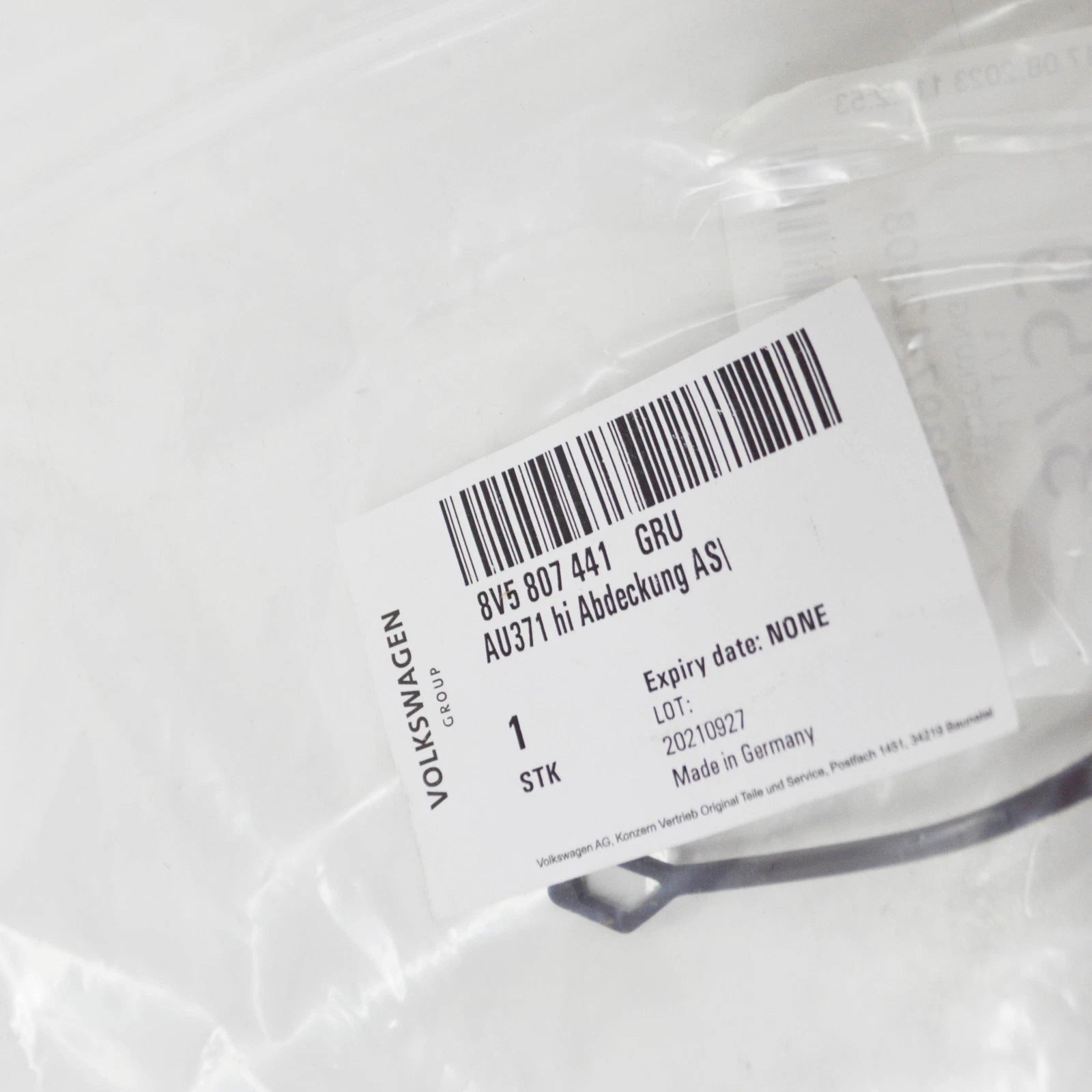 NEW AUDI Q7 4M REAR BUMPER TOWING EYE COVER 8V5807441 GRU 8V5807441GRU ORIGINAL