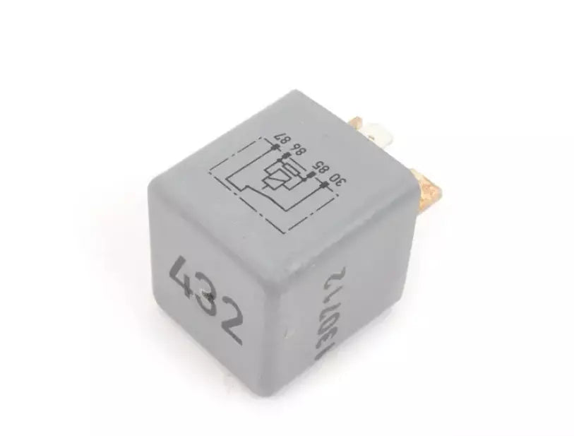 NEW VOLKSWAGEN TOUAREG 7L MK1 BATTERY RELAY LHD 3D0906383 ORIGINAL