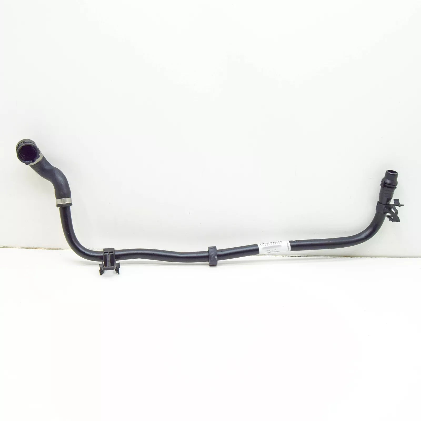 NEW MERCEDES-BENZ S W223 WATER COOLANT HOSE PIPE A2235008600 ORIGINAL