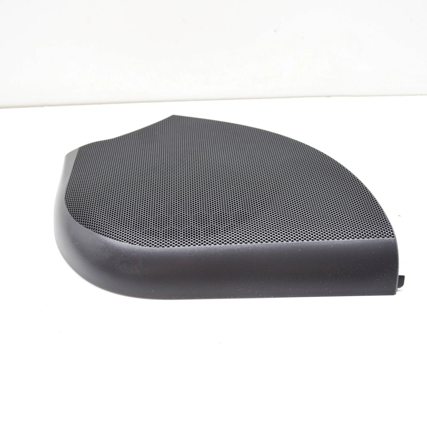 NEW MB CL C215 FRONT RIGHT DOOR LOUDSPEAKER COVER A21572702889B51 ORIGINAL