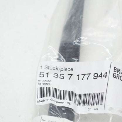 NEW BMW 7 F01 REAR RIGHT DOOR SEAL RUBBER 51357177944 ORIGINAL