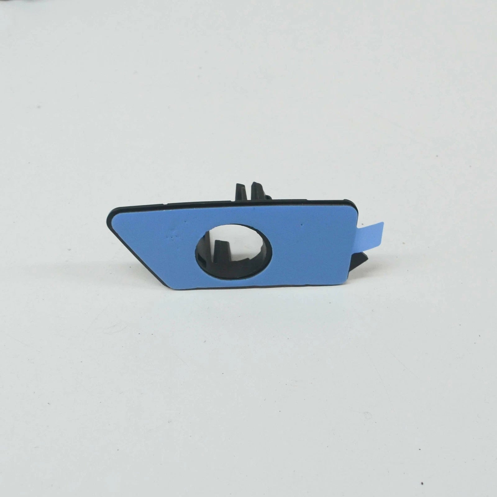 NEW BMW 5 G30 FRONT PDC SENSORS BRACKET KIT 51118081778 8081778 ORIGINAL