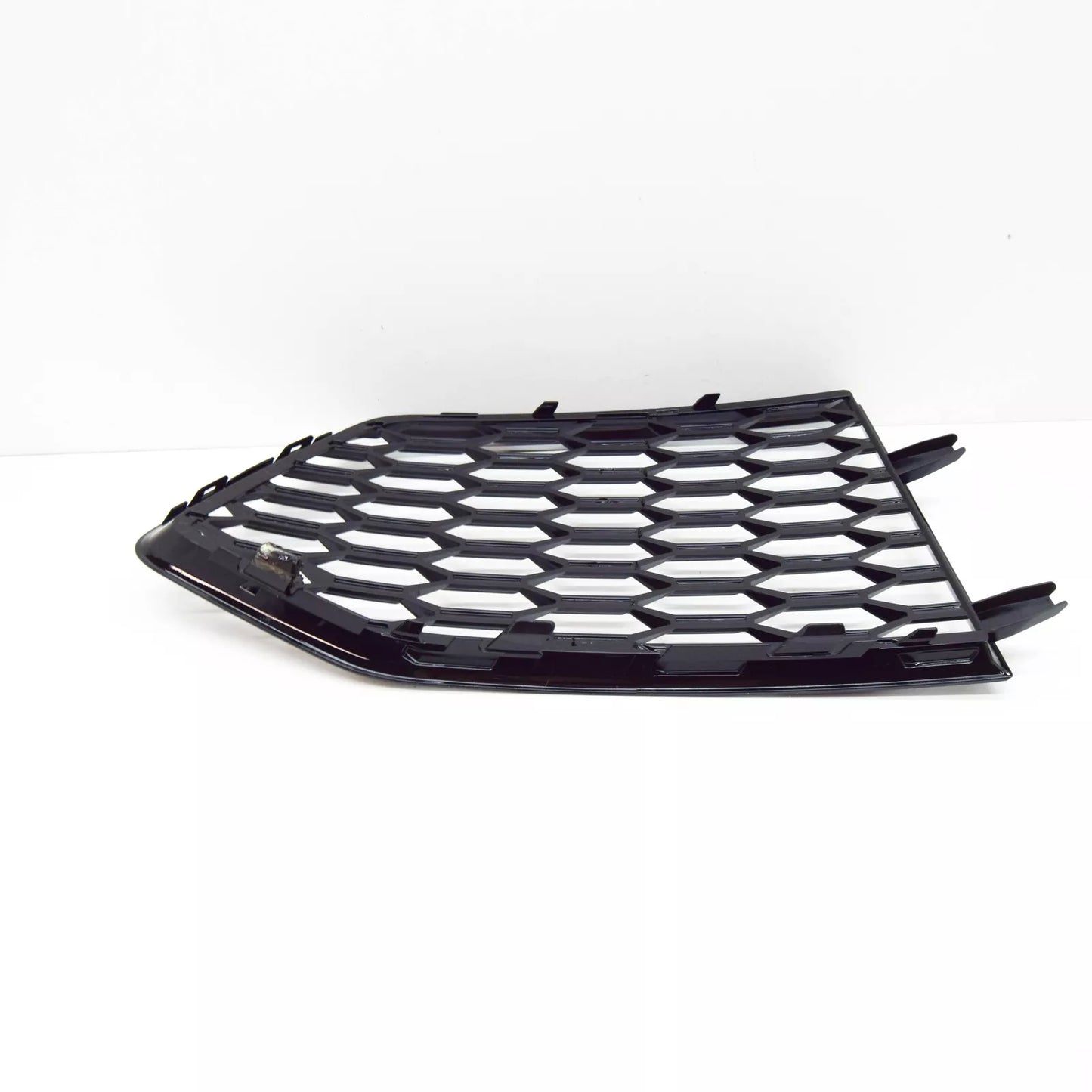 NEW AUDI RSQ3 8U FRONT RIGHT BUMPER AIR GUIDE GRILLE 8U0807682MT94 ORIGINAL