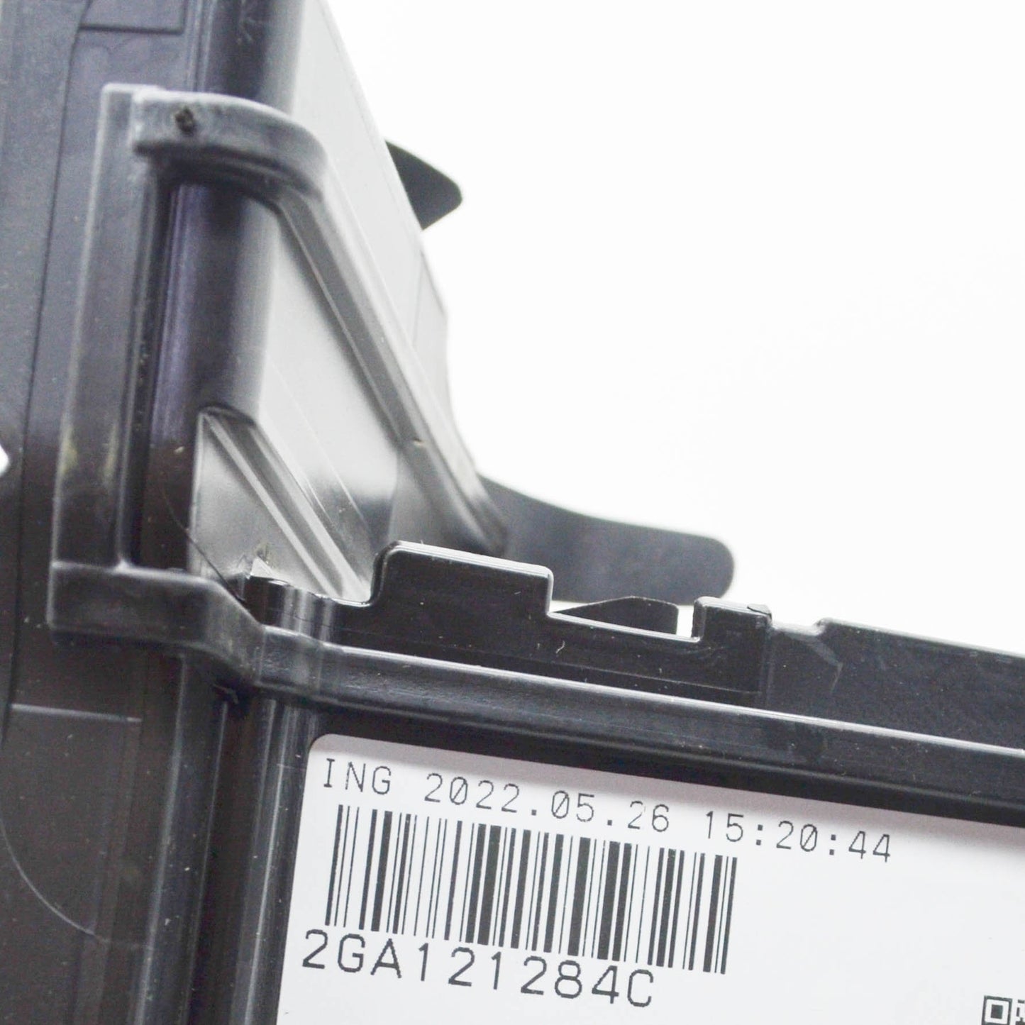 NEW VOLKSWAGEN T-ROC A11 RADIATOR AIR GUIDE 2GA121284C ORIGINAL