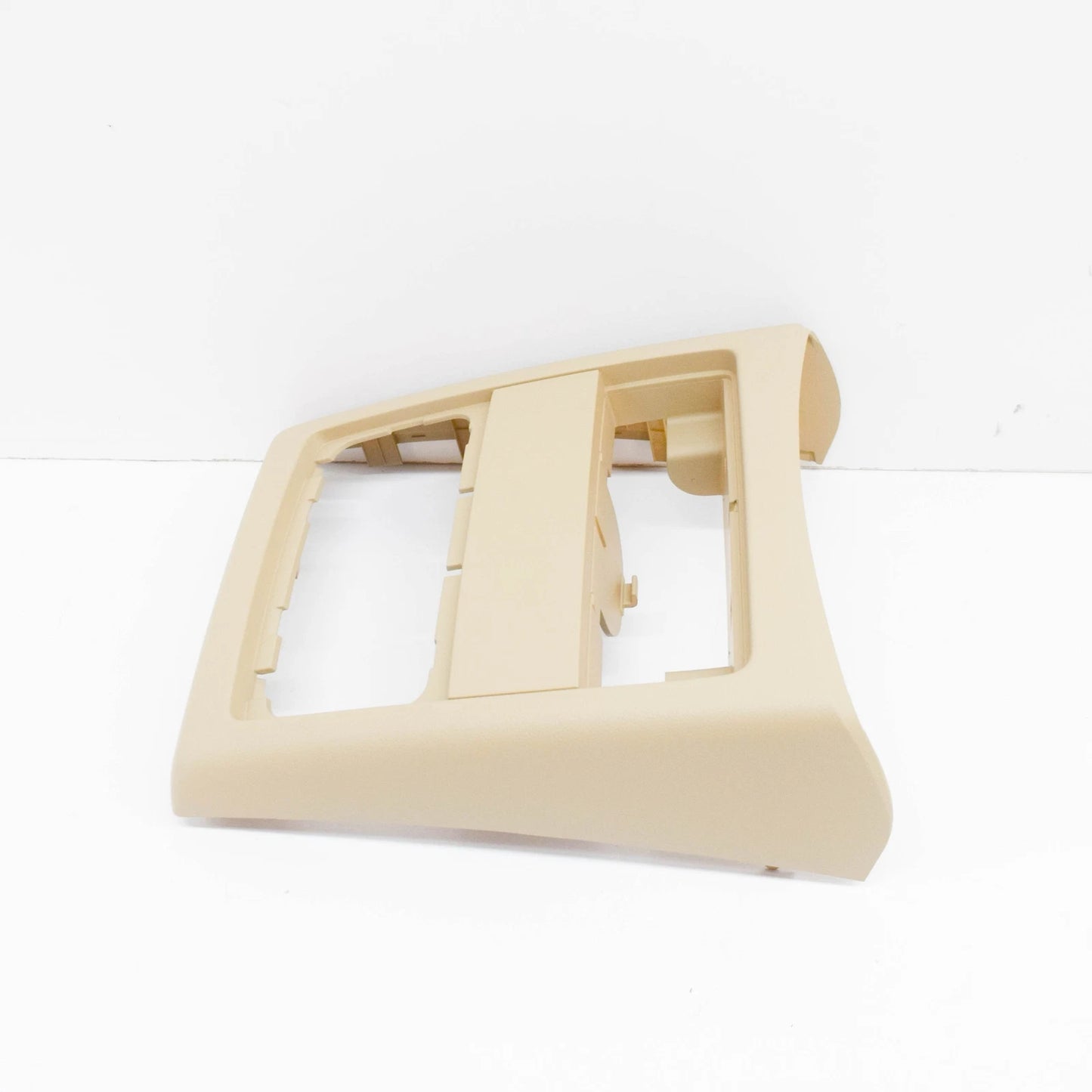 NEW BMW 3 E90 REAR CENTER CONSOLE COVER 51167145683 7145683 2008 ORIGINAL