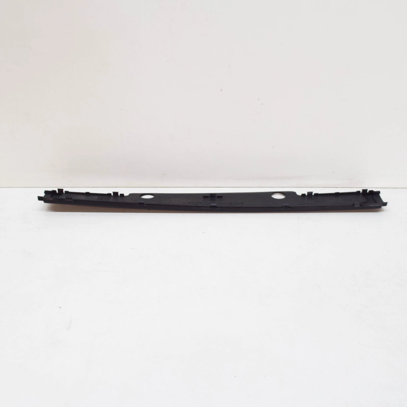 NEW BMW E36 CABRIO COMPACT COUPE SEDAN NUMBER PLATE STRIP 2265632 51112265632