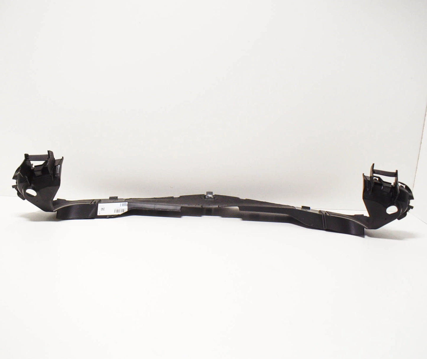 NEW MERCEDES BENZ C W205 FRONT GRILLE AIR DUCT BRACKET A2055051830