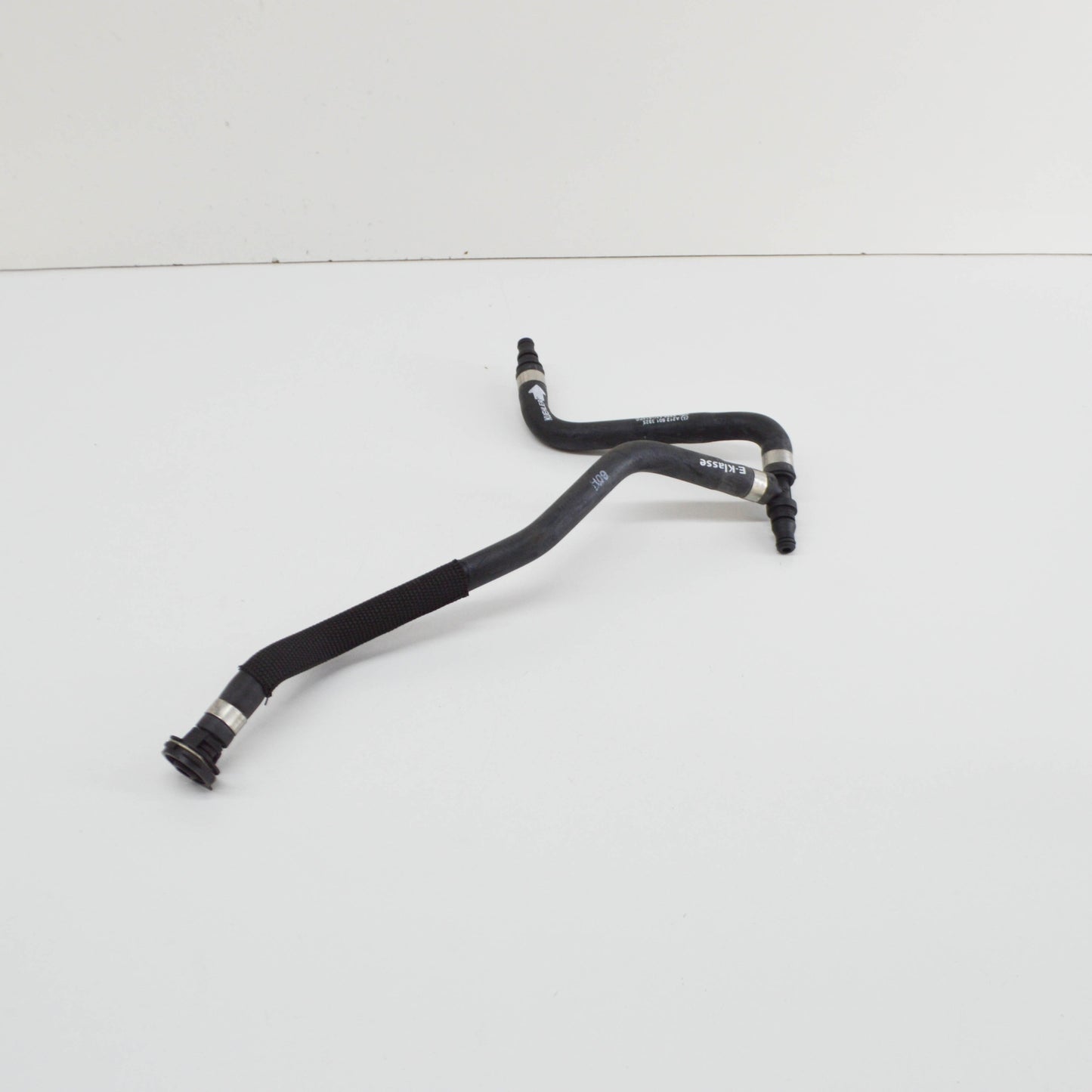 NEW MERCEDES-BENZ E W212 EXPANSION RESERVOIR BLEED LINE A2125013925 ORIGINAL